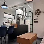 Apartman Elegant In *